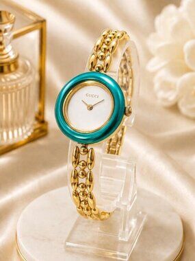 Authentic Vintage Gucci Gold Tone Bracelet Watch Enamel Bezel Women’s Swiss Made